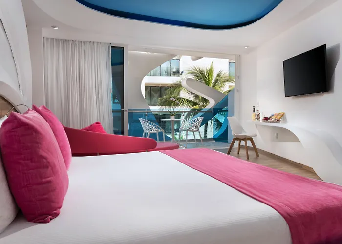 We Uniq Hotel El Carmen Adults Only Playa del Carmen